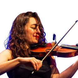 Paula Gómez, violín